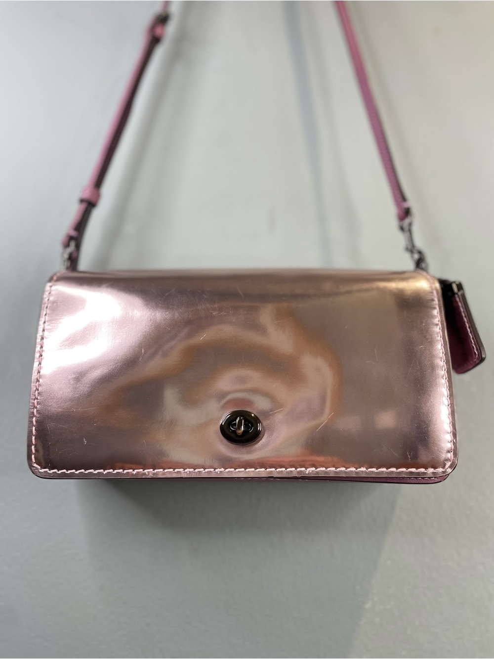 Coach Metallic Rose 1941 Dinky - Picture 3 of 15